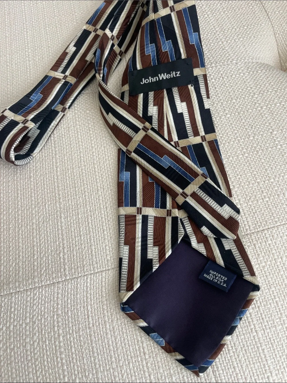 All SILK men’s tie